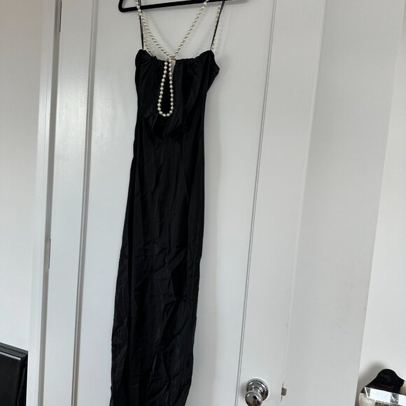 NWT Retrofête Electra Sexy Black Long Dress Pearl Straps Cowl Neckline Low Back - Picture 10 of 11